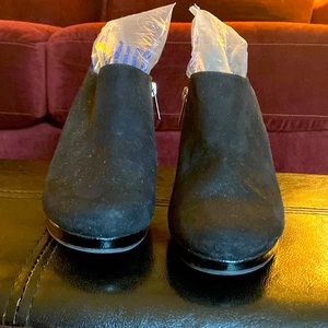 Bandolino Platform Heels